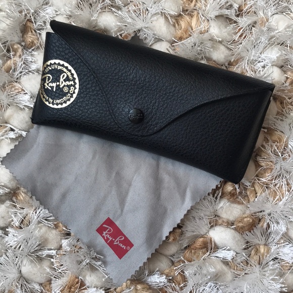 Ray-Ban Glasses Case - Picture 5 of 6